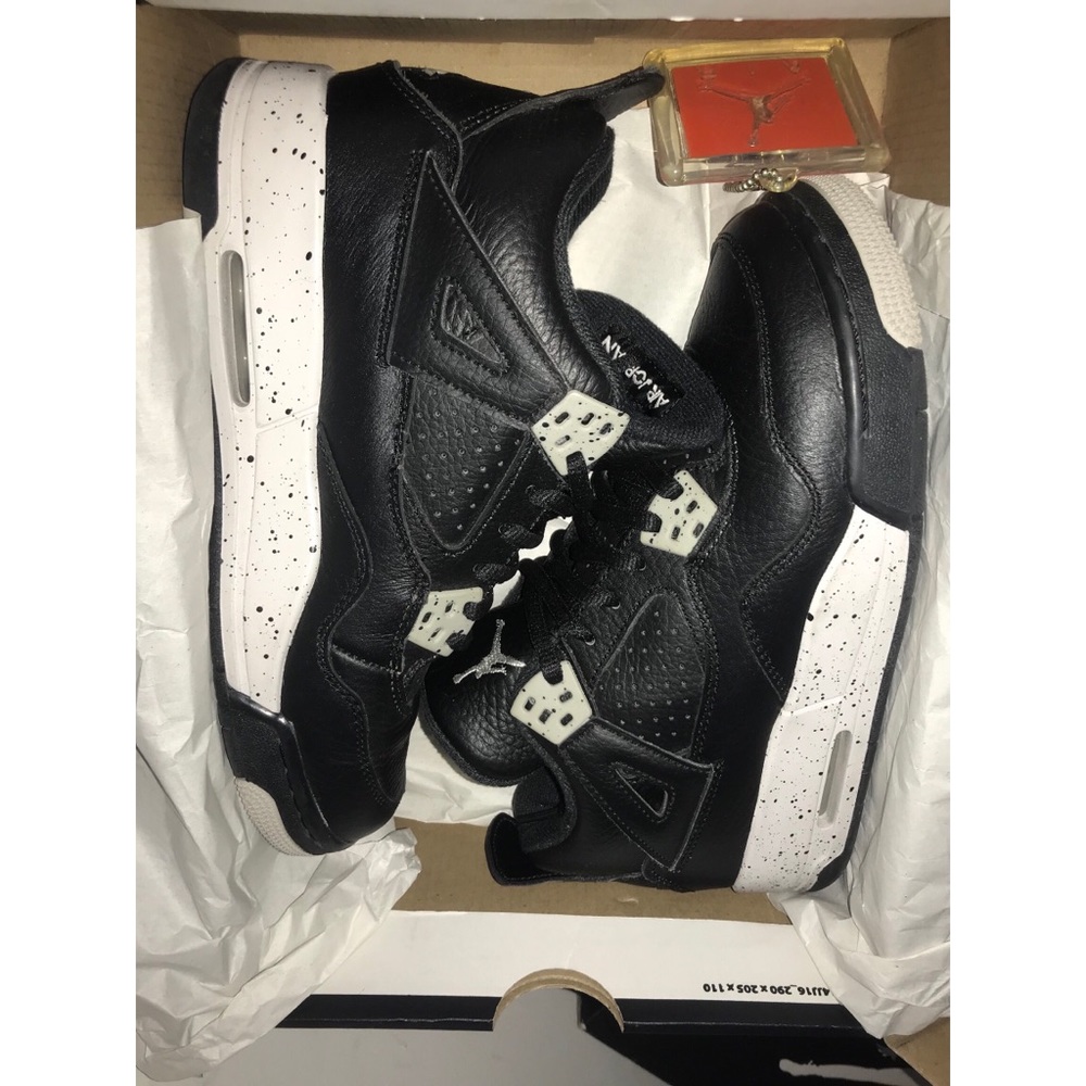 Jordan 4’s